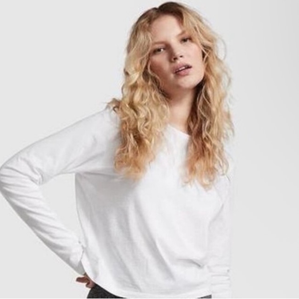 🖤5/$25 NWT Classic White Long Sleeve Top boatneck slightly  crop fit medium - Picture 11 of 14